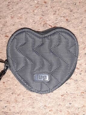 Lug Heart Shaped Coin Purse